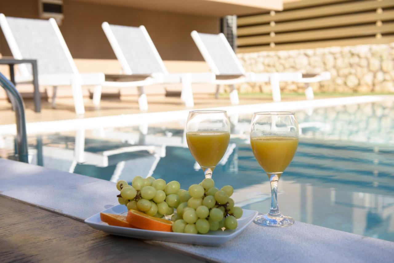 Efilenia Luxury Villas Контокалі Екстер'єр фото